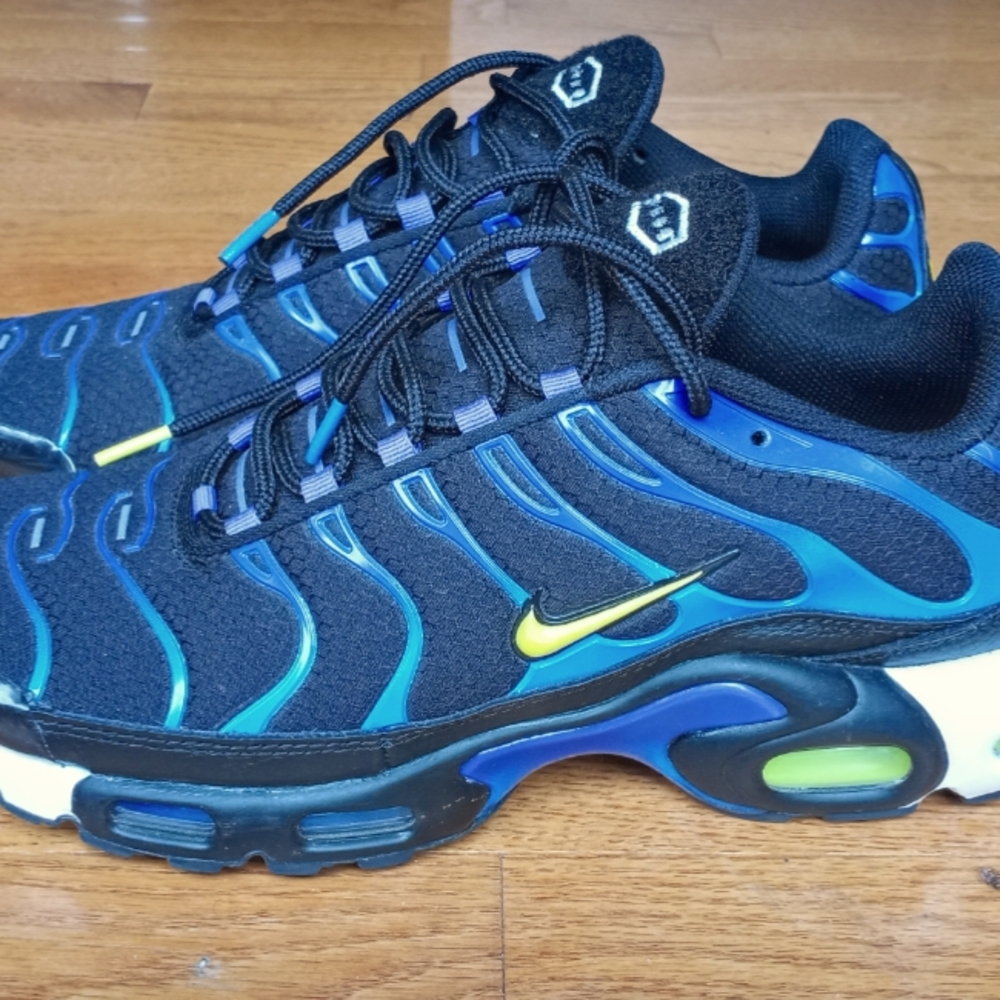 Nike Air Max Plus Sneakers, purple-blue-neon-black, practically flawless!